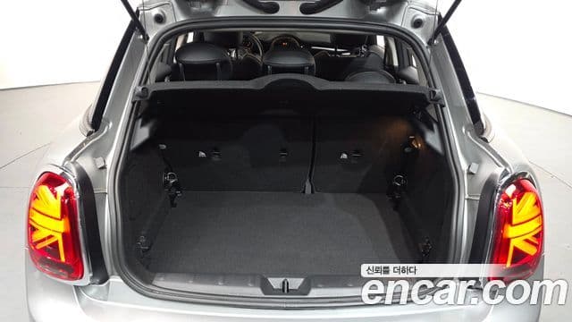 Mini Cooper 3세대, 2024 20