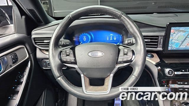 Ford Explorer 6세대 3.0 Platinum 4WD, 2022 все фото