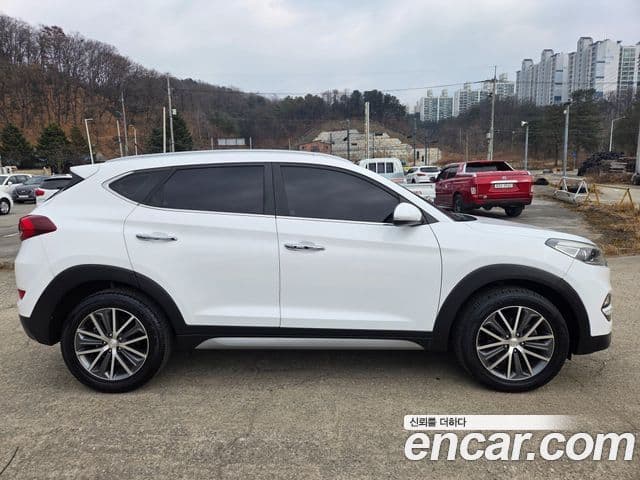 Hyundai All New Tucson Modern fever, 2017 13