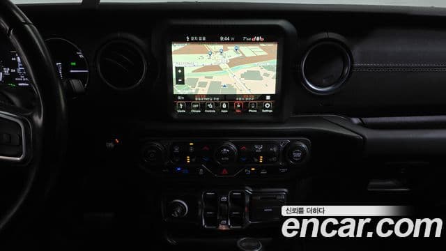 Jeep Wrangler (JL) 2.0 Overland 4도어 4xe, 2022 14