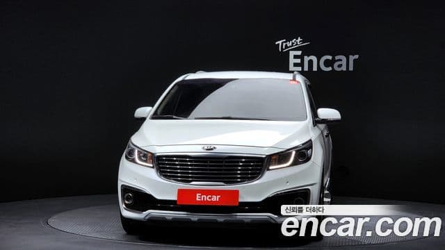 Kia All New Carnival Prestige, 2015 3