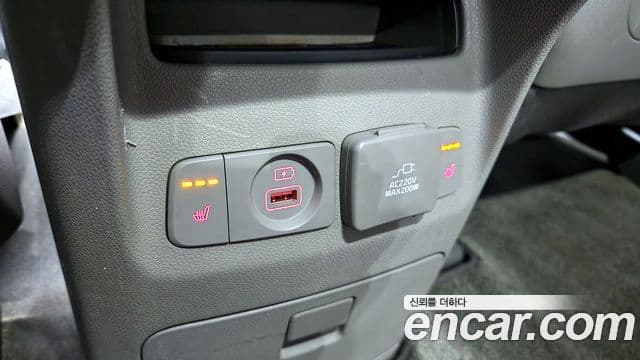 Kia All New Carnival Prestige, 2015 16