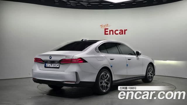 BMW 5시리즈 (G60), 2024 2