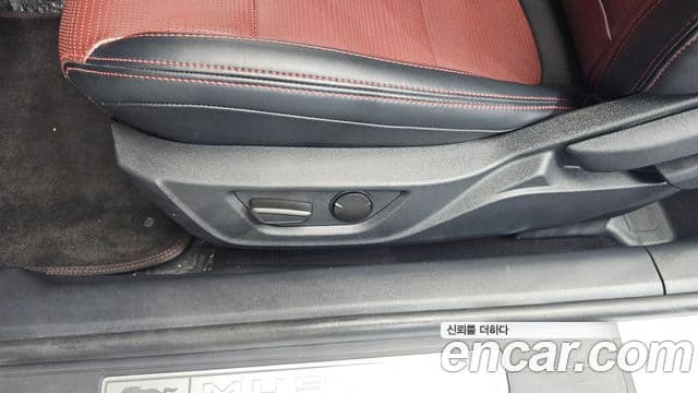 Ford Mustang 7세대 2.3 EcoBoost Premium купе, 2024 18