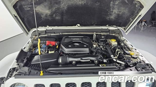 Jeep Wrangler (JL) 2.0 Overland 4도어, 2019 6