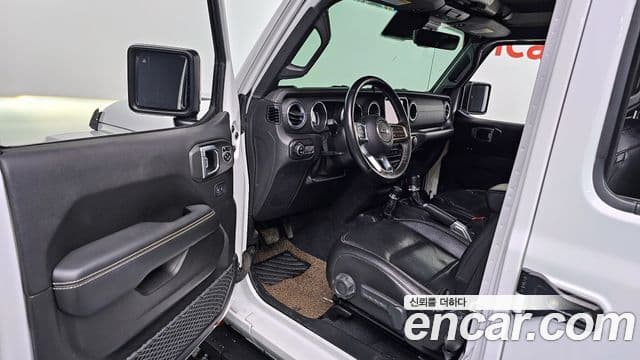 Jeep Wrangler (JL) 2.0 Overland 4도어, 2019 11