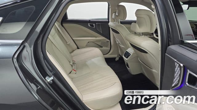 Kia The / новый New K8 Signature, 2025 12