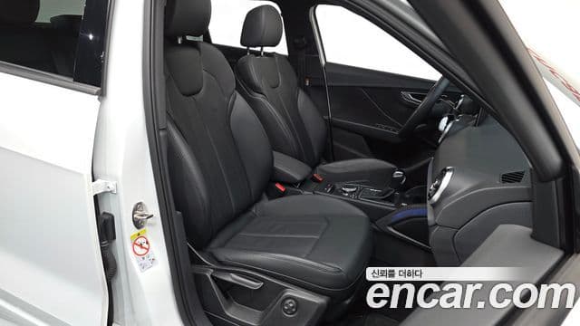 Audi Q2 Premium, 2023 10