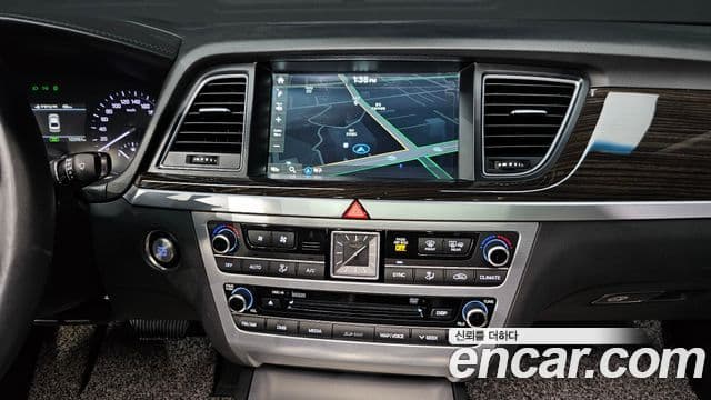 Genesis G80 Premium Luxury, 2018 15