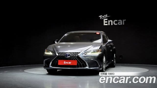 Lexus ES300h 7세대 Luxury Plus, 2022 3