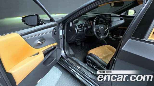 Lexus ES300h 7세대 Luxury Plus, 2022 10