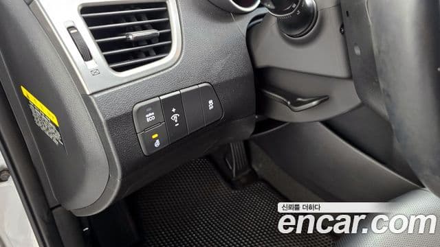 Hyundai Avante MD M16 GDI Smart, 2013 18