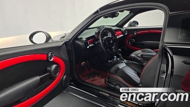 Mini Cooper S купе JCW, 2014 10