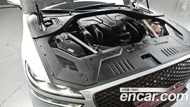 Genesis GV70, 2022 6