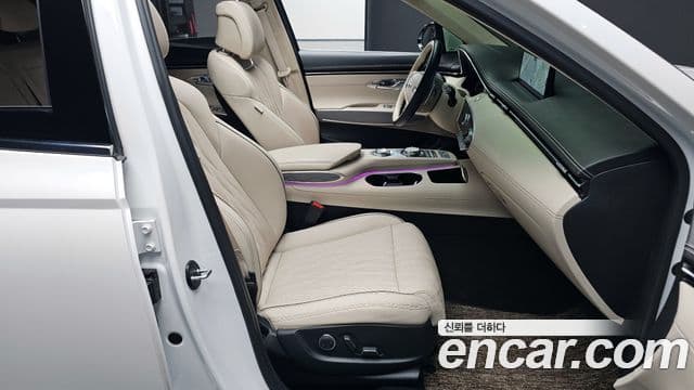 Genesis GV70, 2022 10