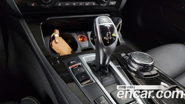 BMW 5시리즈 (F10) 528i Luxury Plus, 2016 9