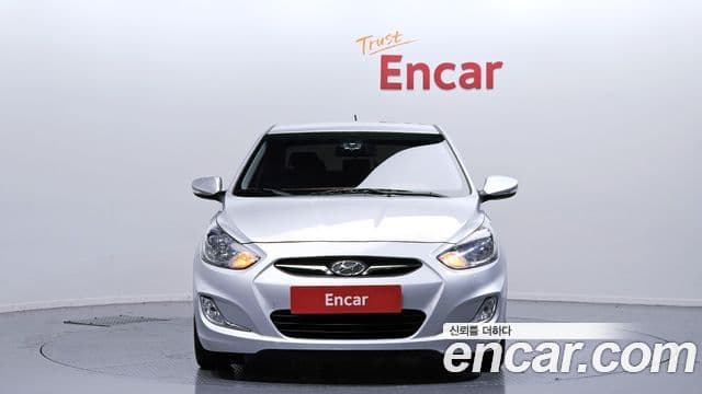 Hyundai Accent(новый кузов / новое поколение) Premier, 2012 3