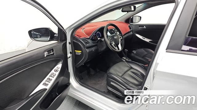 Hyundai Accent(новый кузов / новое поколение) Premier, 2012 11