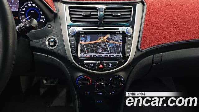 Hyundai Accent(новый кузов / новое поколение) Premier, 2012 20