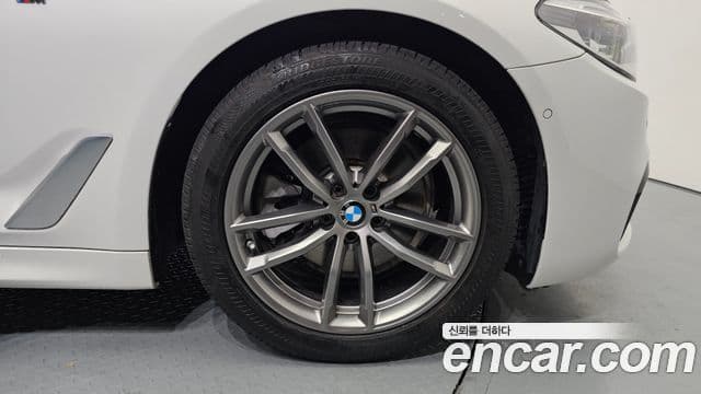 BMW 5시리즈 (G30) 520d M Sport Plus, 2018 все фото