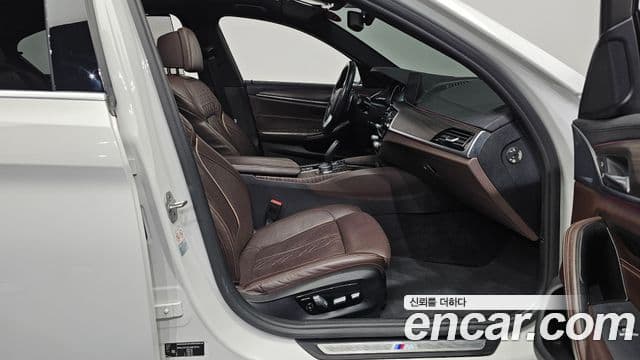 BMW 5시리즈 (G30) 520d M Sport Plus, 2018 11