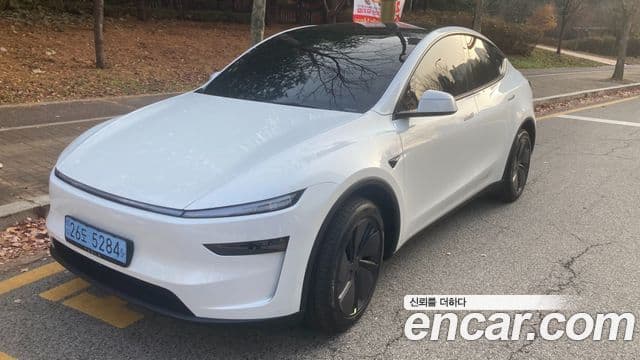 Tesla модель Y, 2025 3