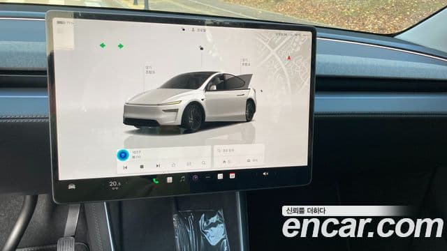 Tesla модель Y, 2025 11