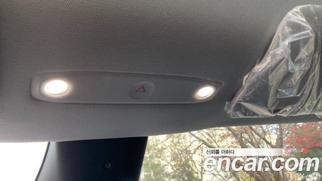 Tesla модель Y, 2025 12