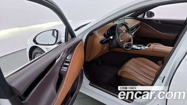 Genesis G80 (RG3), 2021 10