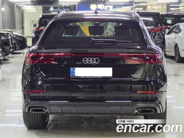 Audi Q8 (4M) Premium, 2026 3