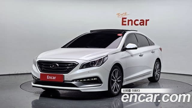 Hyundai LF Sonata Exclusive, 2015 1