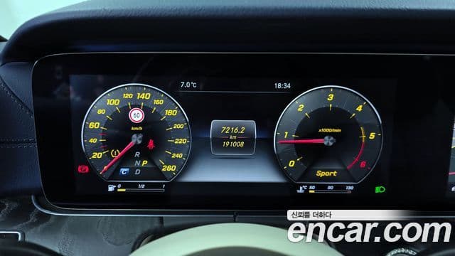 Mercedes-Benz E-класс W213 E220d купе, 2017 8