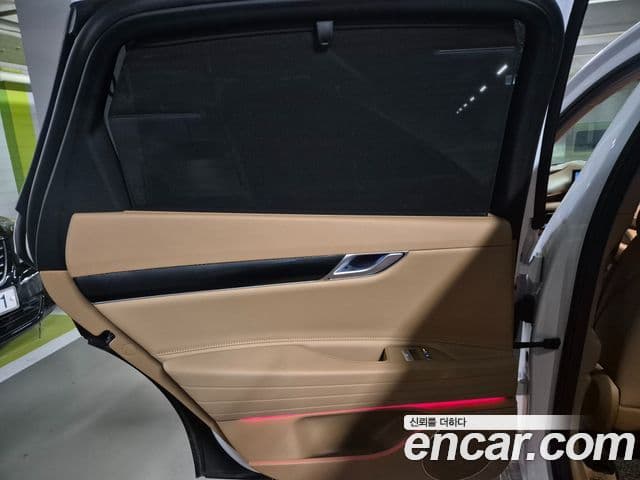 Genesis G80 (RG3) бензин 2.5 турбо 2WD, 2025 13