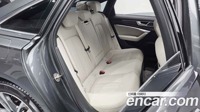 Audi A6 (C8) Premium, 2022 12