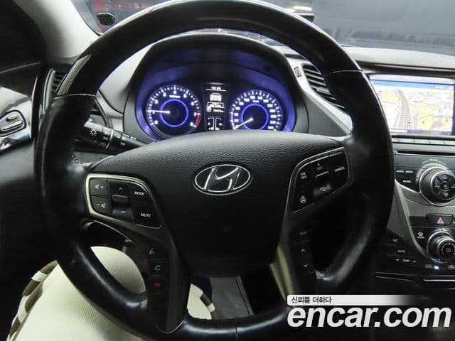 Hyundai Grandeur HG Modern, 2014 8