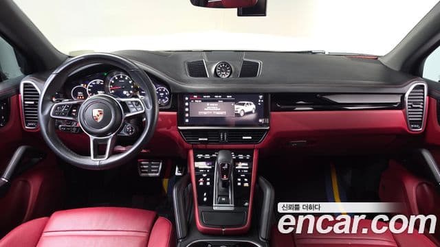 Porsche Cayenne (PO536), 2023 7