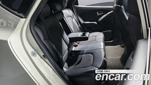 Hyundai Tucson ix Luxury, 2010 12