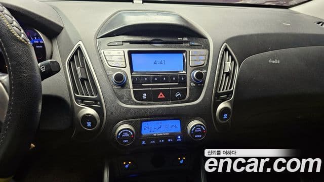 Hyundai Tucson ix Luxury, 2010 14