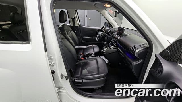 Hyundai Casper Inspiration, 2023 13