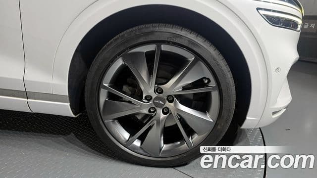 Genesis GV70, 2021 все фото