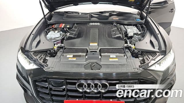 Audi Q8 (4M) Premium, 2023 6
