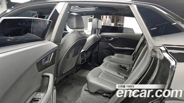Audi Q8 (4M) Premium, 2023 11