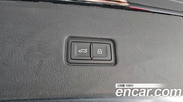 Audi Q8 (4M) Premium, 2023 18