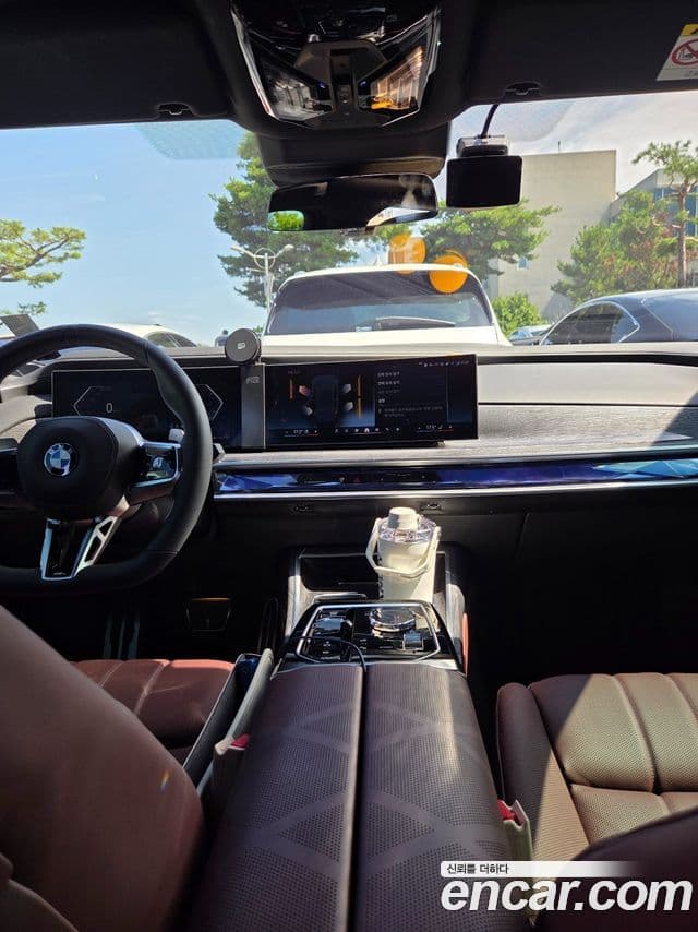 BMW 7시리즈 (G70) 740i xDrive M Sport, 2024 8