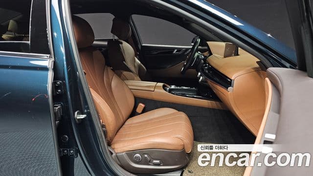 Genesis G80 (RG3) бензин 2.5 турбо 2WD, 2022 10