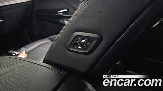 KG모빌리티(SsangYong) Actyon 2세대 S7, 2025 19