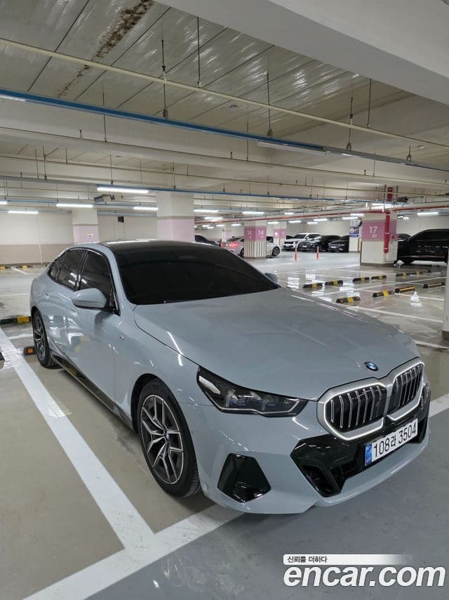BMW 5시리즈 (G60) 520i M Sport, 2025 3