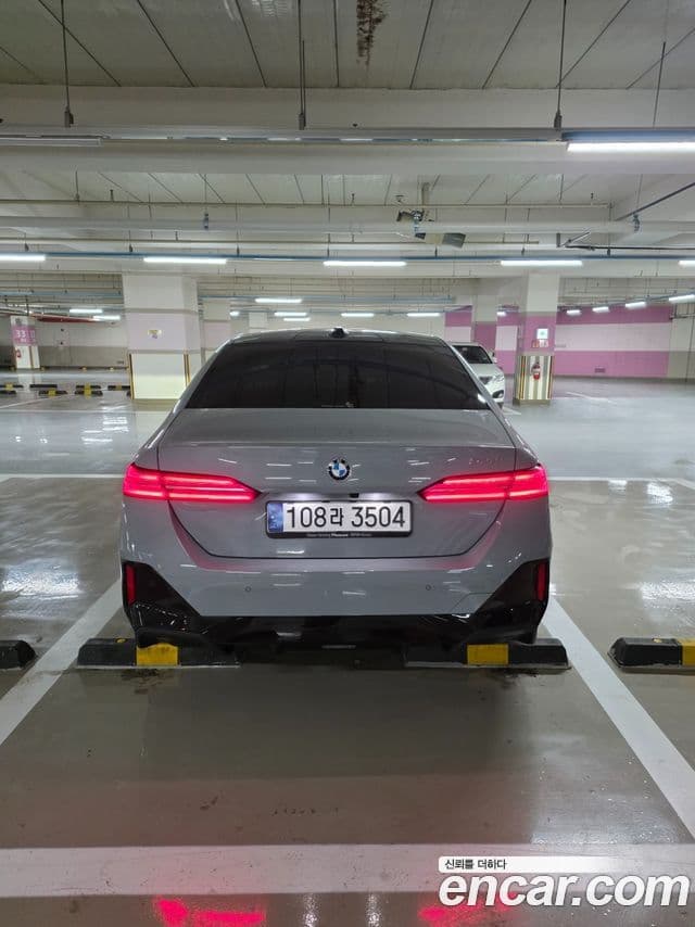 BMW 5시리즈 (G60) 520i M Sport, 2025 8