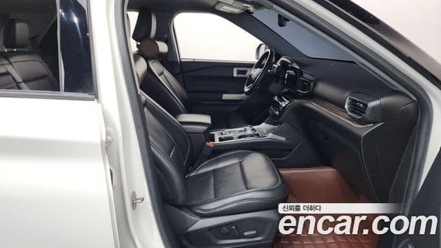 Ford Explorer 6세대 2.3 Limited 4WD, 2022 11