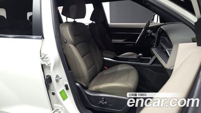 KG모빌리티(SsangYong) Torres T7, 2023 10